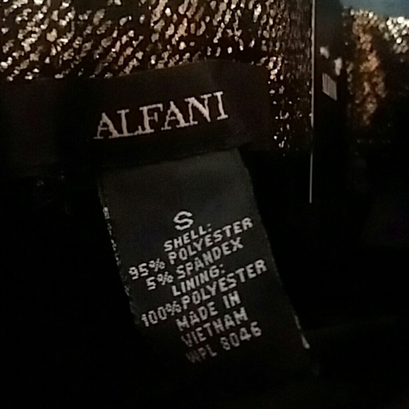 NWT Alfani Silver Metallic Pencil Skirt Size Small - Picture 6 of 6